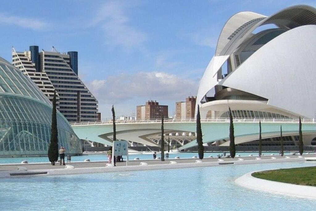 Lovely Modern Flat Valencia Center المظهر الخارجي الصورة